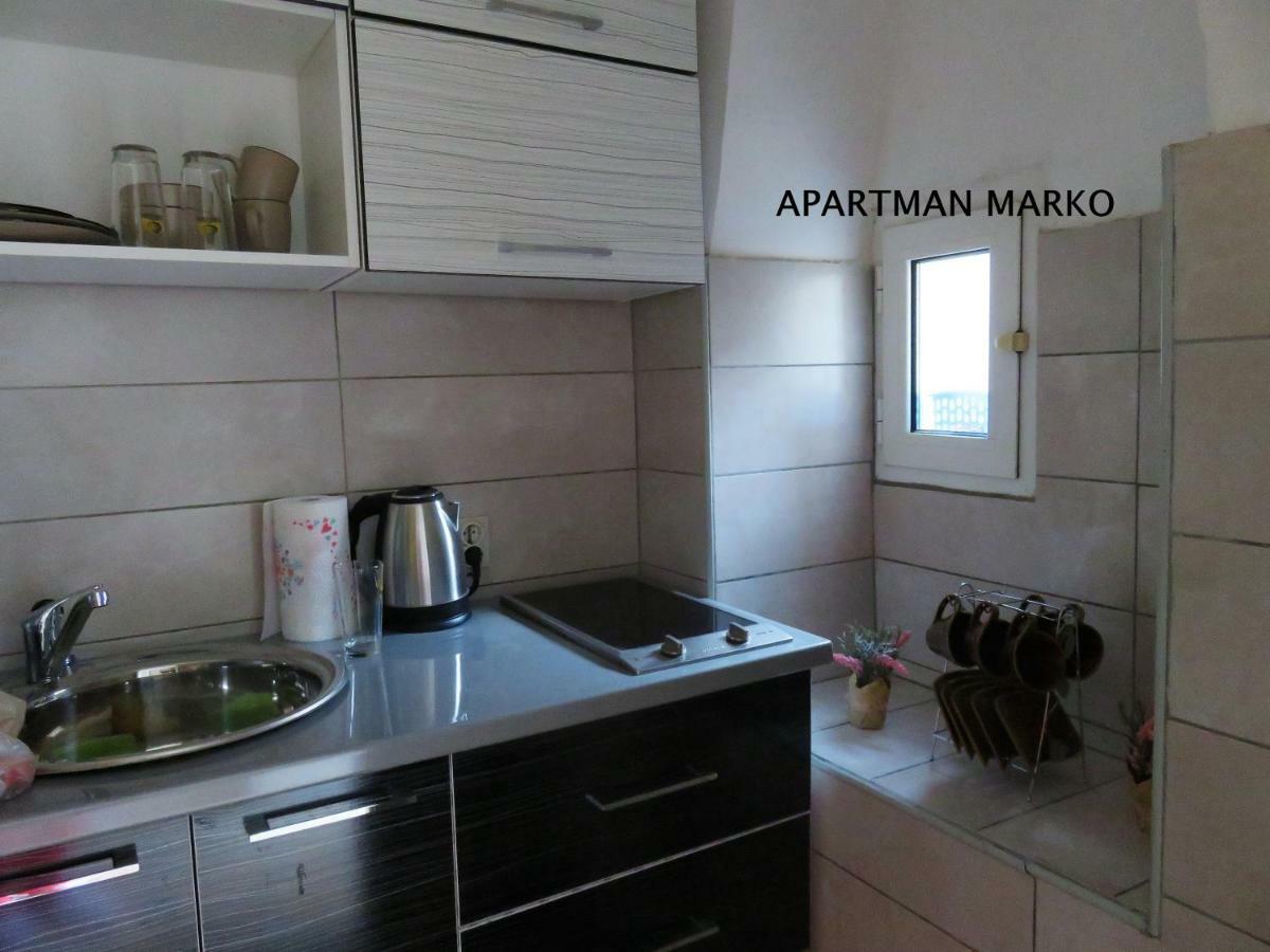 Apartament Cres Buitenkant foto